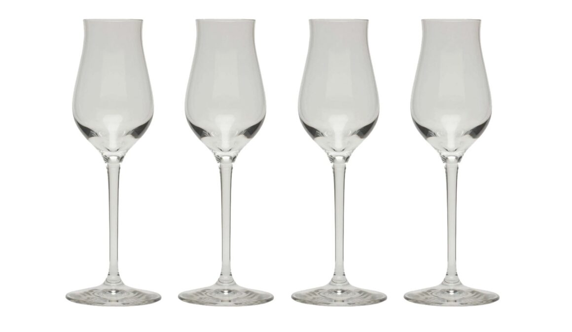 Høje og flotte portvinsglas fremstillet i krystalglas